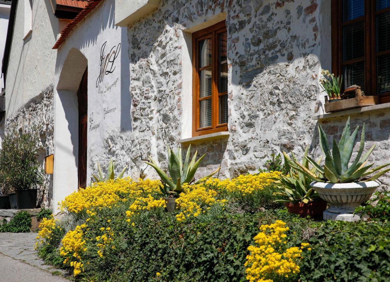 Weingut Langmayer Wösendorf Exterior foto